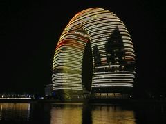 -湖州太湖旅游度假区-月亮广场