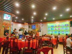 大堂-化州大众美食城(宝安老牌店)