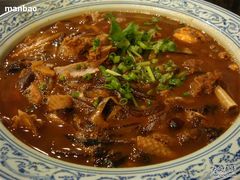 小土鸡炖臻蘑-老浒记烤鸭-北京菜(琉璃厂店)