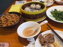 -莲餐厅·湖北菜·潜江小龙虾店(愚园路店)