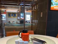 -阿瓦山寨·湘菜现炒·剁椒鱼头王(咸阳总店)