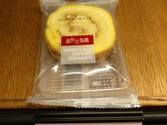 香草虎皮卷-皇冠幸福里动物奶油生日蛋糕(万达店)