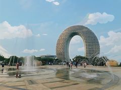 -湖州太湖旅游度假区-月亮广场