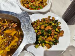 -鑫巴蜀小镇 · 水煮鱼专研店(玉桥店)