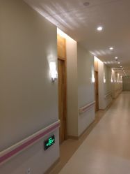 -莉泽月子中心(凯旋江景店)