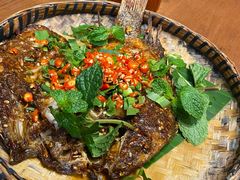 -老滇山寨•云南特色菜•地方菜•民族风情歌舞表演(金碧店)