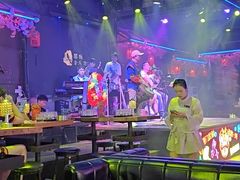 -喜鹊音乐酒馆(西街店)