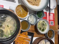 -馋三尺蟹粉小笼(人民广场店)