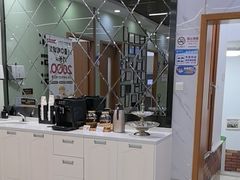 -茂菊口腔连锁(浦东南路店)