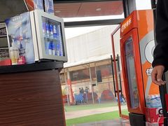 -洛克公园·篮球·足球·羽毛球(莘庄店)