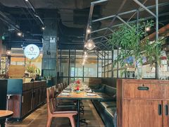-Carbon莫卡哆·意大利复古集市餐厅(杭州大厦店)