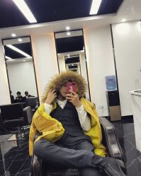 -INS hair salon