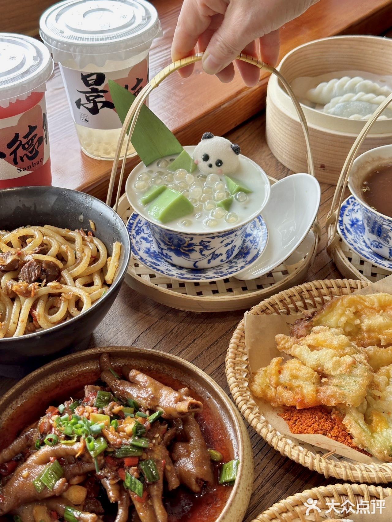 景德镇)逛完中国陶瓷博物馆。。。一定要吃的!