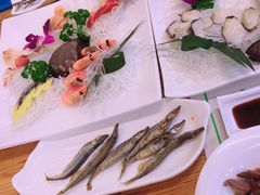 -青瓦餐厅·生鱼片·韩园烤肉(西塔店)