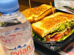-The Habit Burger Grill 哈比特汉堡(爱琴海店)