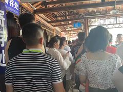 -安吉龙王山峡谷漂流