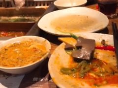 -老牌坊云南鱼豆花火锅(嵩山店)