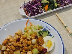 宫保鸡丁盖饭-丝路伊兰·兰州牛肉面(马连道店)
