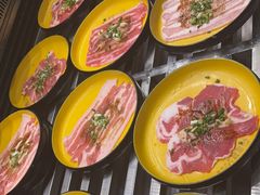 -金滏山·烤肉海鲜火锅自助(襄阳万达店)