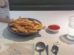 -春树下·树屋花房西餐厅(罍街AS1980店)