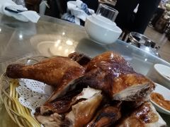 -岩保农家乐