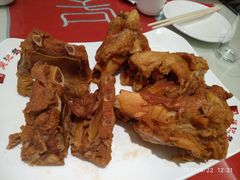-吴记酱骨炖菜馆(西大直街店)