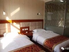 -缘福乡村铁锅炖民宿(八达岭店)