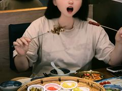 -包整·丝娃娃(一览甲秀楼风景店)