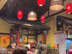 -富正毅三下锅·湘西韵味(天门山索道店)