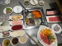-海底捞火锅(漕宝路店)