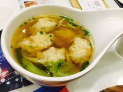 -新大咀港式茶餐厅(宝山万达店)
