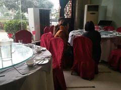 -一家人(南京路店)