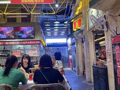 -老表记广西宵夜螺蛳鸭脚煲(西大店)
