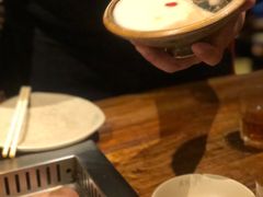 -老牌坊云南鱼豆花火锅(爱建店)