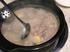 竹笙王猪肚鸡-顺德公广东猪肚鸡·煲仔饭(白石洲店)