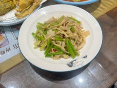 -鑫真味私房菜馆
