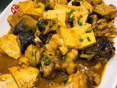 老板鱼炖豆腐-添福来墨鱼饺子 · 海鲜东北菜(大连星海·黄浦路店)