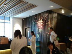 等位区-星巴克(汾阳路店)