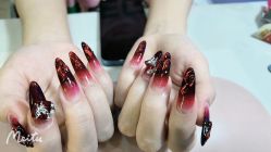 -初瞳专营美睫美甲