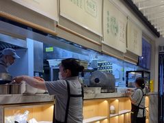 -弄堂咪道-饭香·面香·馄饨香(汇锦广场店)