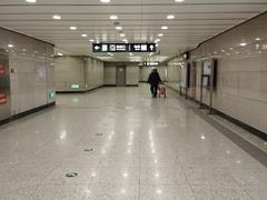 -白石桥南(地铁站)