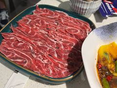 -牛村来人潮汕牛肉火锅(西单店)
