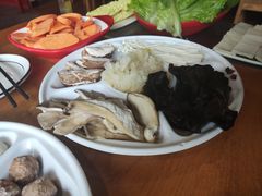 -海陆红火锅(汉兴路店)