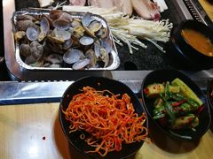 -小黑猪石板烤肉(皇冠花园店)