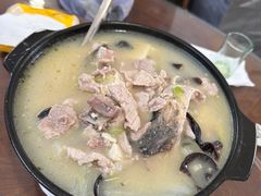 -四方小吃·白族庭院餐厅