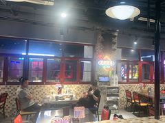 -马路牙子烧烤音乐酒馆(望京店)