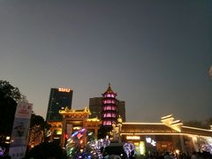 -绳金塔美食街(前进路店)