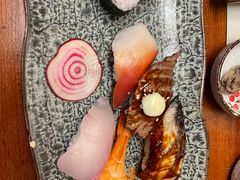 -由紀日本料理·炭火燒肉