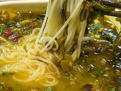 酸菜米线-魏家凉皮(科技三路店)