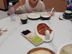 -梅利汴京烤鸭•开封豫菜地标店(东大街店)